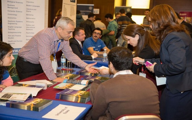 azerbaycan-beynelxalq-sergide