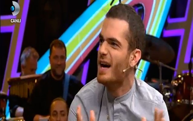 elnur-beyaz-showda-
