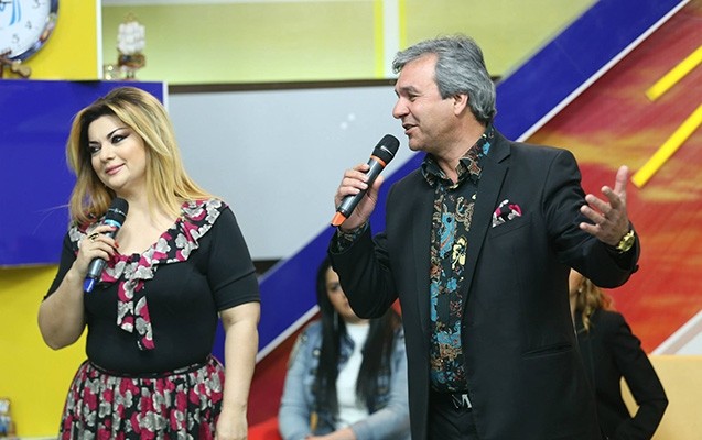 -savadsiz-qadindir-
