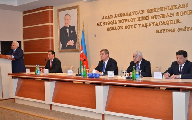 heyder-eliyevin-92-illik-yubileyi-ile-bagli-konfrans