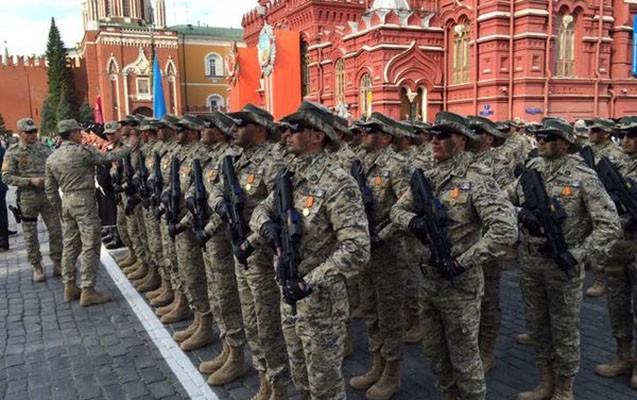 azerbaycan-herbcileri-qirmizi-meydanda-