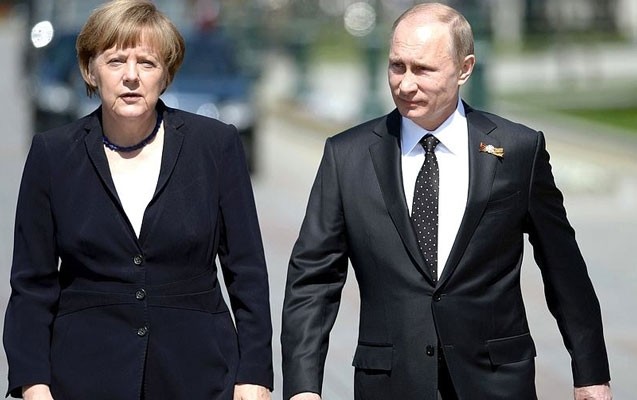 merkel-putinle-moskvada-gorusdu-