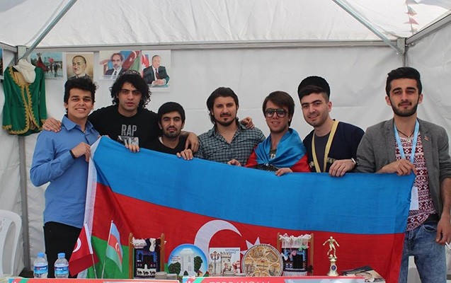 turkiyede-viii-beynelxalq-telebe-festivali-oldu