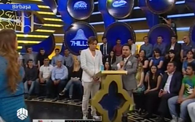 stilist-onu-masindan-uzaqlasdirdi-