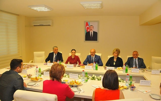 nyu-yorkun-bruklin-inzibati-rayonu-numayende-heyeti-