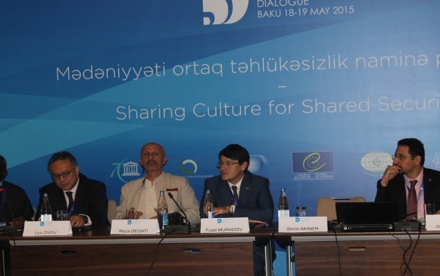 -ipek-yolunun-medeniyyetlerarasi-dialoqda-yeri-ve-rolu-muzakire-edilib
