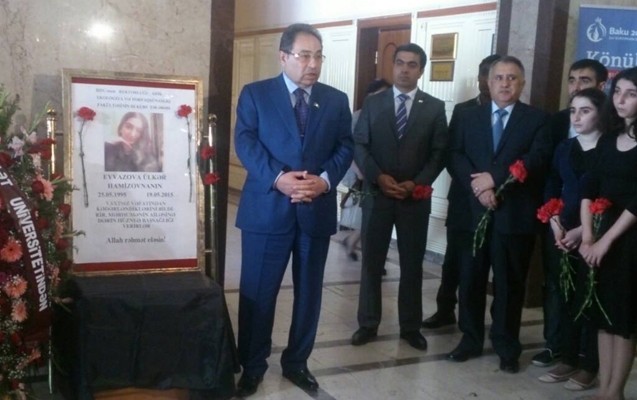 yanginda-helak-olan-telebe-ucun-merasim-