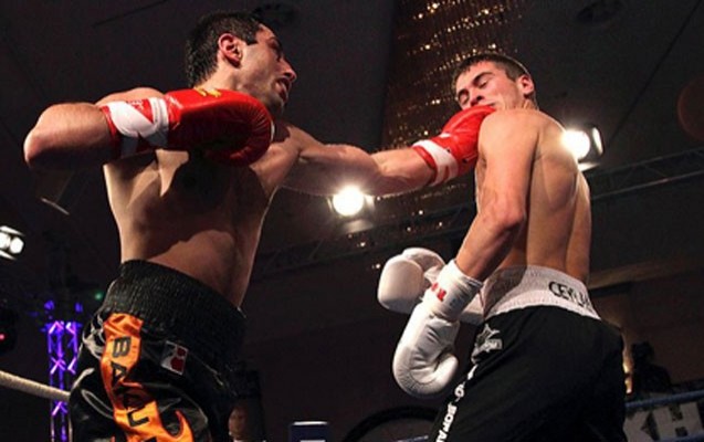 bokscularimiz-ermenileri-meglub-edib-finala-cixdilar