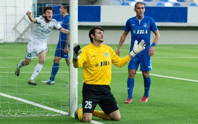 xezer-lenkeran-agayevi-transfer-etmek-isteyir-