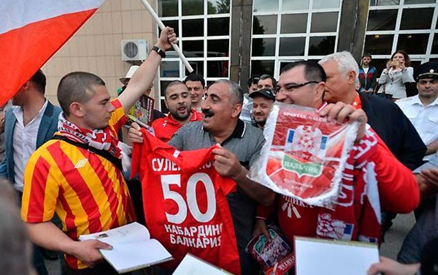 nazim-suleymanovun-yubiley-oyunundan-