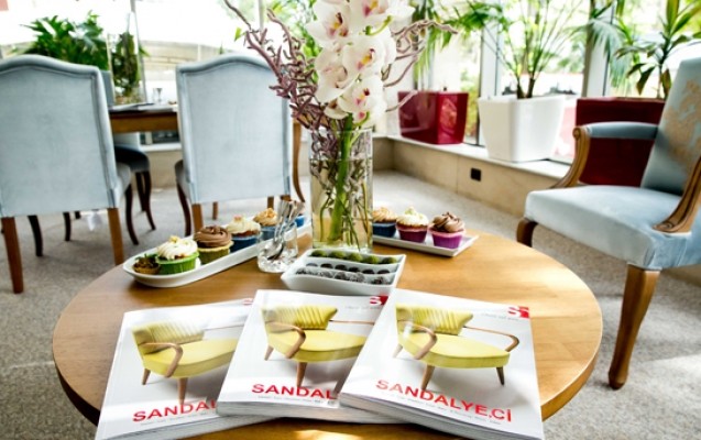 sandalyeci-as-artiq-bakida-