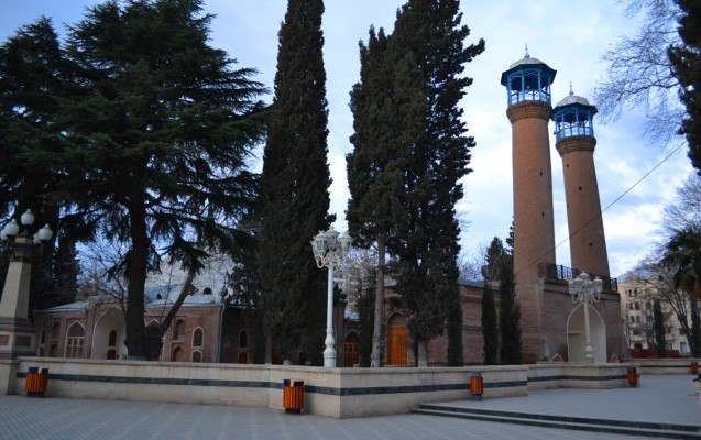 qalmaqalli-parkin-sahibi-kimdir-