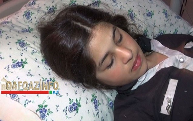 12-yasli-qizi-gurze-sancdi-