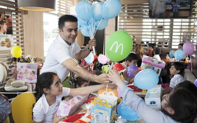 mcdonalds-azerbaycan-xeyriyye-tedbiri-kecirdi-