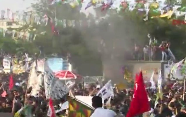 secki-mitinqinde-partlayis-