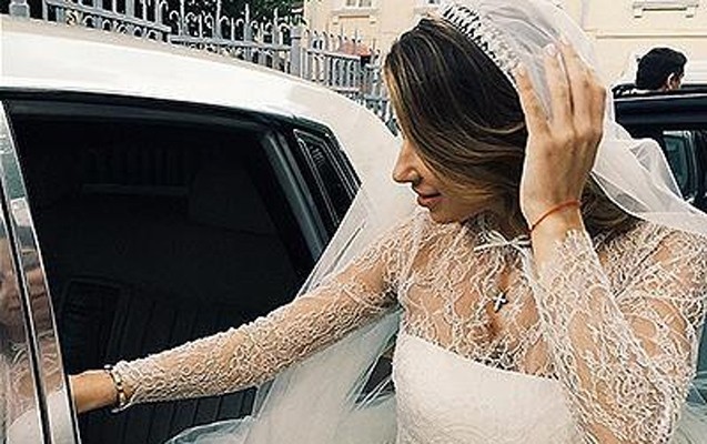 modelyer-qizi-xalq-artistinin-nevesi-ile-evlendi-