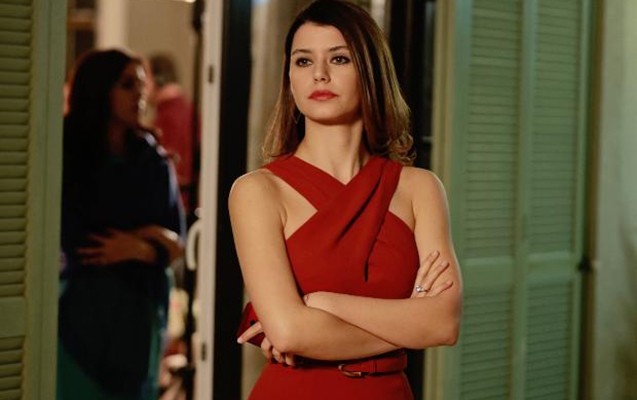 beren-bir-foto-paylasdi-qalmaqala-sebeb-oldu