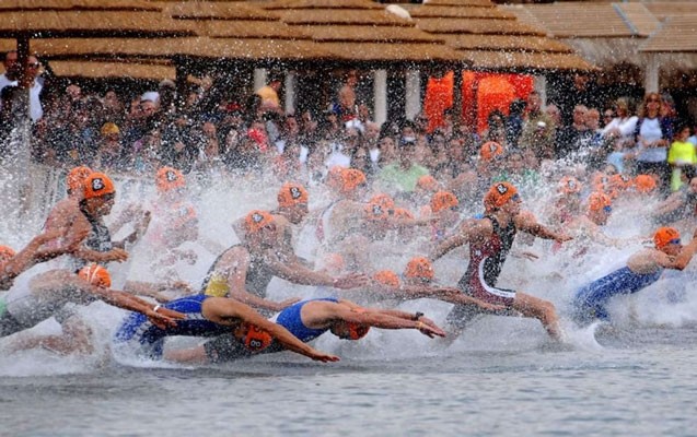 azerbaycan-gunun-ilk-medalini-qazandi-
