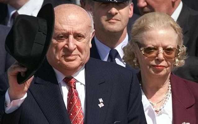 demirel-heyat-yoldasinin-yaninda-defn-edilir