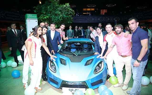 elektrik-avtomobilinin-teqdimati-