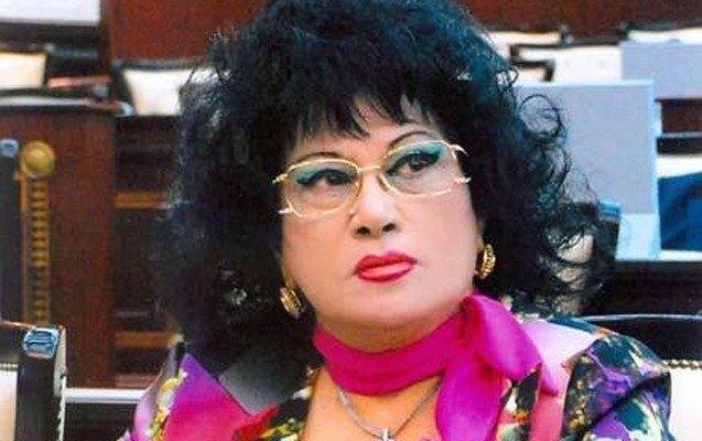 zeyneb-xanlarova-reqsaneni-biabir-etdi