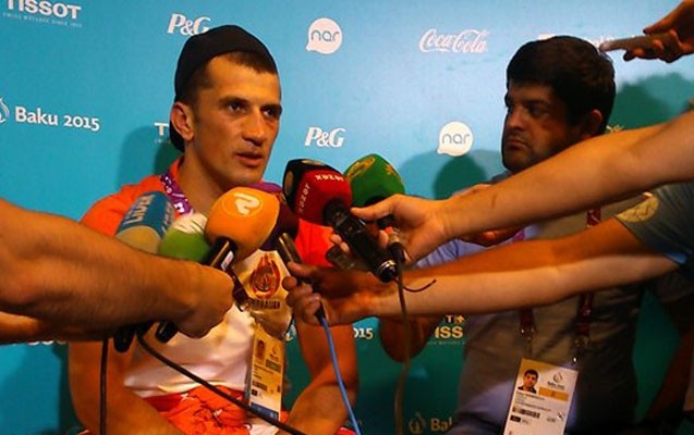 abdullayev-gergin-anlar-barede-danisdi-