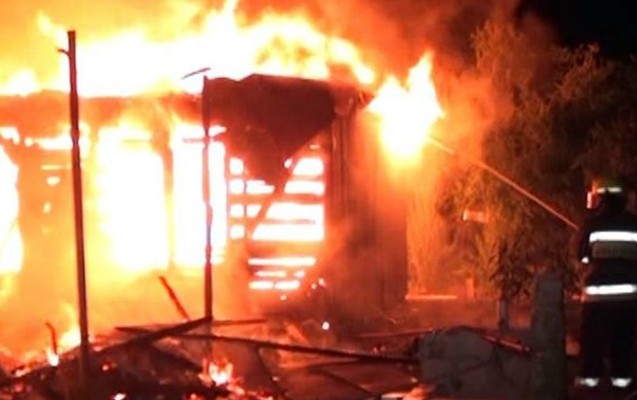 corek-bisirmek-isteyen-qadinin-evi-bele-yandi-