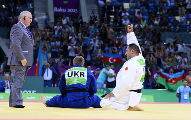 gunun-3-cu-qizil-medalini-ilham-zekiyev-qazandi-