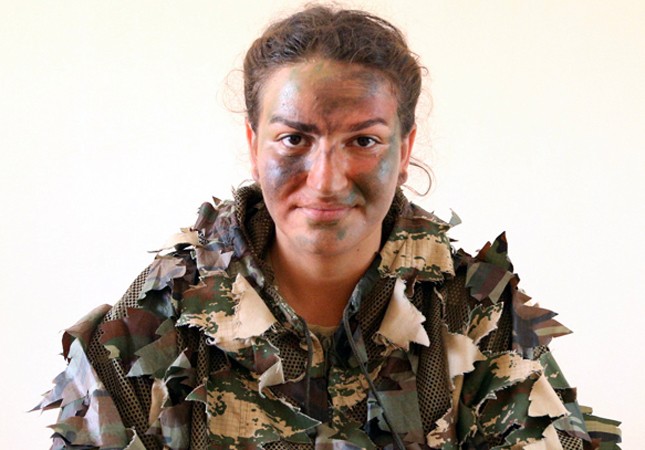 ordumuzun-qadin-snayperleri-