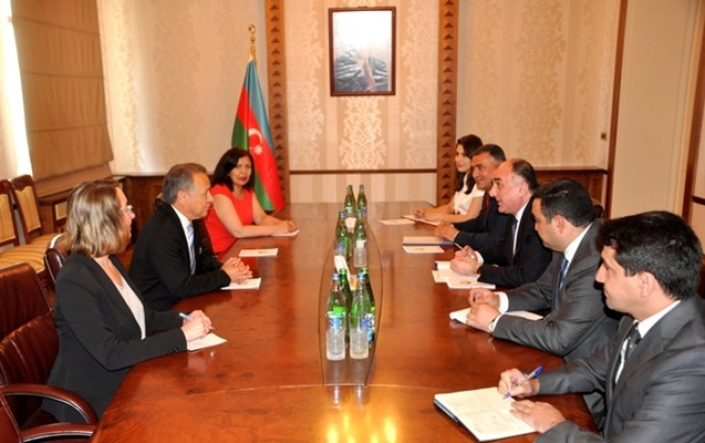 memmedyarov-parlament-sedri-ile-gorusdu