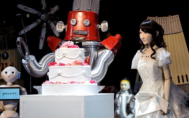 dunyada-ilk-defe-robot-toyu-oldu-