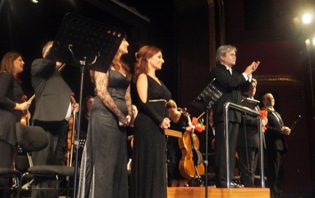 azerbaycanli-dirijor-turkiyede-mukafatlandirildi