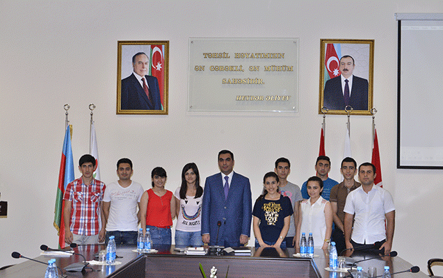 baki-ali-neft-mektebi-10-telebesini-petkime-gonderir