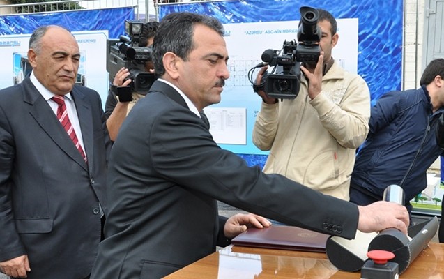 azersuda-ne-bas-verir-