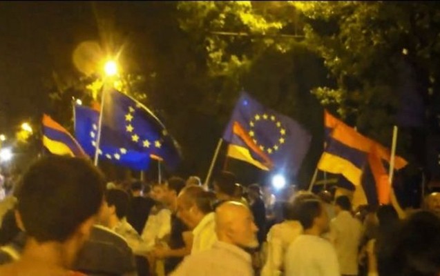 avropa-bayragi-qalmaqala-sebeb-oldu-