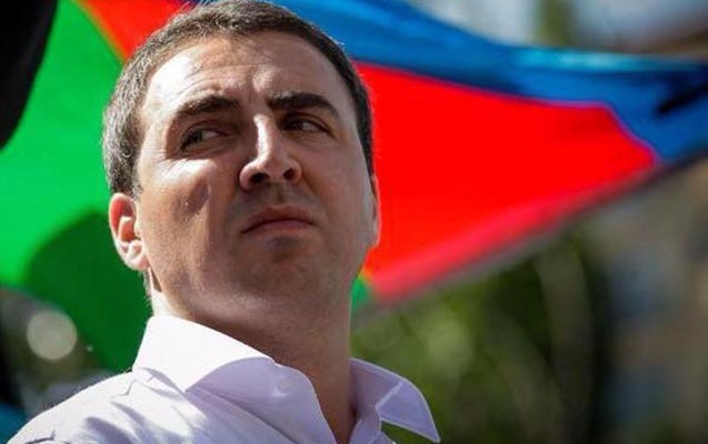 ebulfez-qurbanli-axcp-den-istefa-verdi-