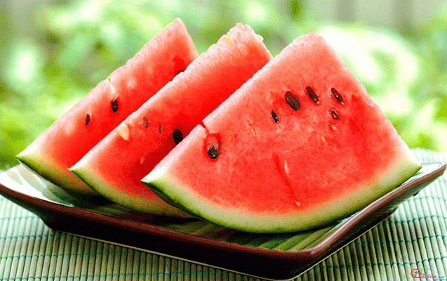 qarpiz-yeyerken-ehtiyatli-olun-