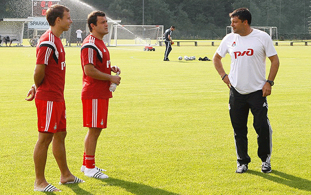 qarabag-topla-yaxsi-davranir-