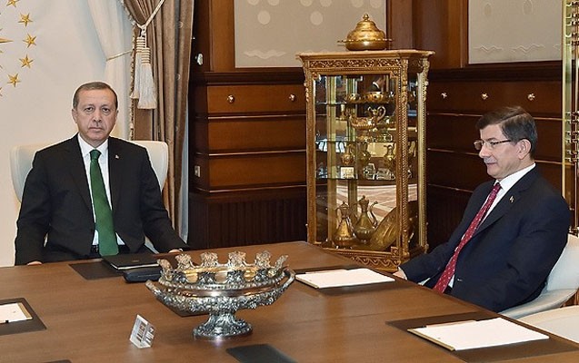 erdogan-yeni-hokumeti-qurma-vezifesini-ona-verdi