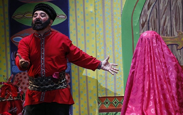 musiqili-teatr-movsumu-basa-vurdu