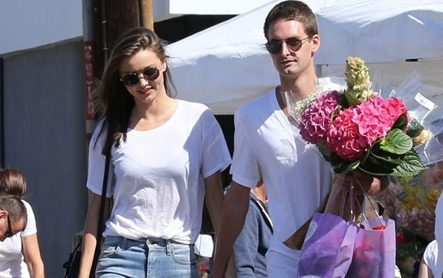 meshur-model-milyarder-sevgilisi-ile-