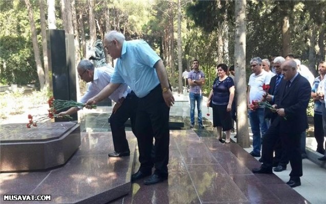 musavat-ebulfez-elcibeyi-yad-etdi