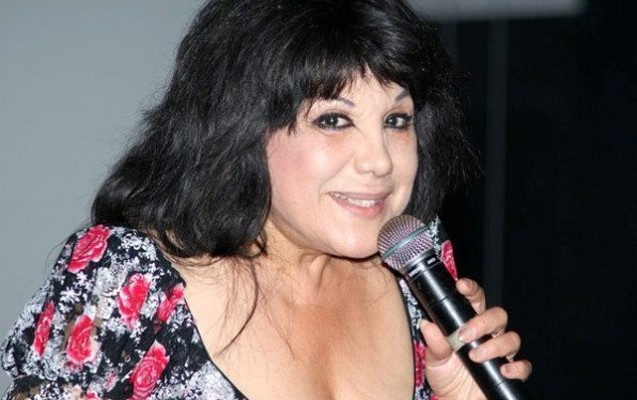 aciq-saciq-geyim-basqadir-