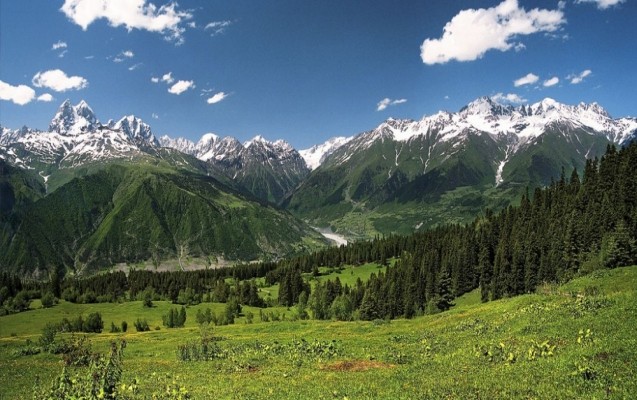 ermenistan-gurcu-torpaqlarina-goz-dikdi
