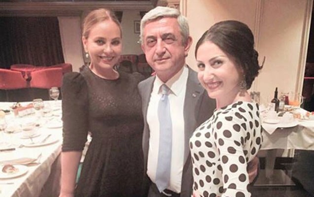 ornella-muti-sarkisyan-ve-qizi-ile-birlikde-