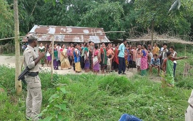 falci-qadinin-basi-kesildi