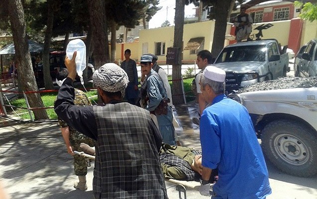 efqanistanda-qanli-gun-
