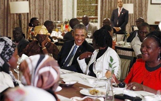 obama-nenesi-ile-yemekde-