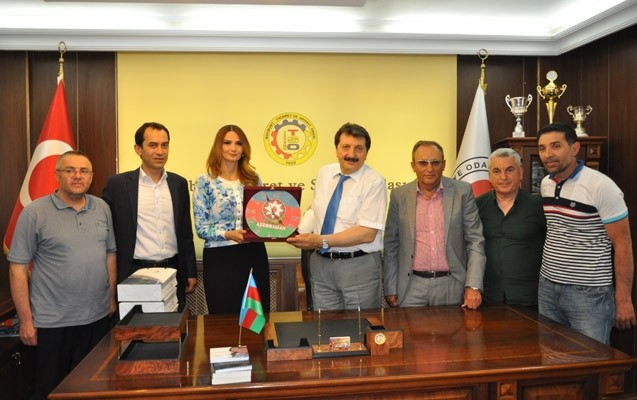 turkler-calismalidir-ki-