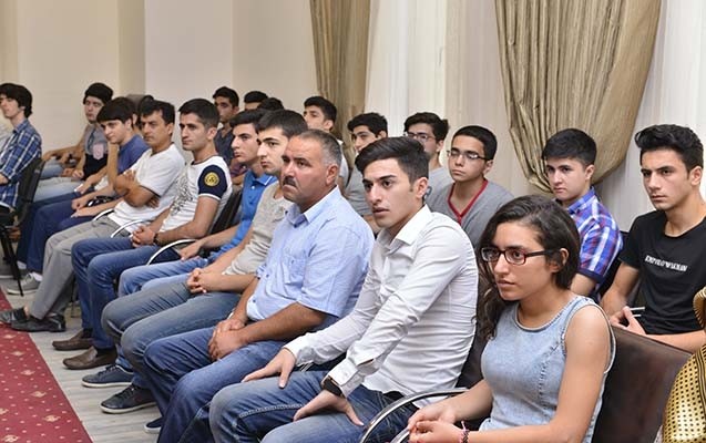 600-den-yuksek-bal-toplayanlarla-gorus-kecirildi-